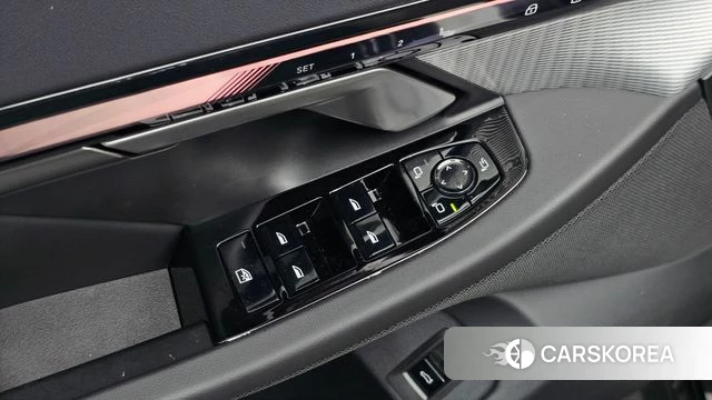 BMW 5 Series (G60) id 4634946 из Кореи 21