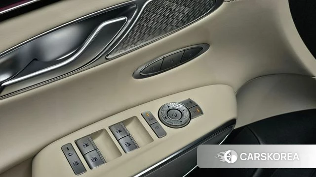 Genesis GV70 id 4834414 из Кореи 21
