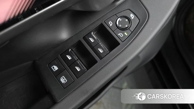 BMW 5 Series (G60) id 4870882 из Кореи 21