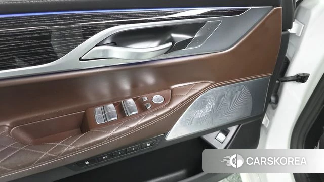 BMW 7 Series (G11) id 4201909 из Кореи 21