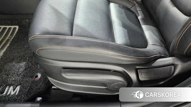 Kia Stonic id 4781153 из Кореи 21