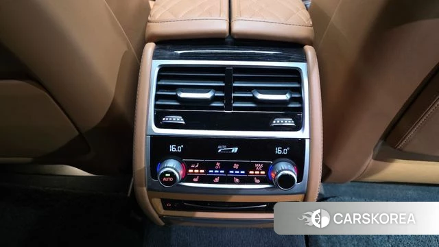 BMW 7 Series (G11) id 4677535 из Кореи 21
