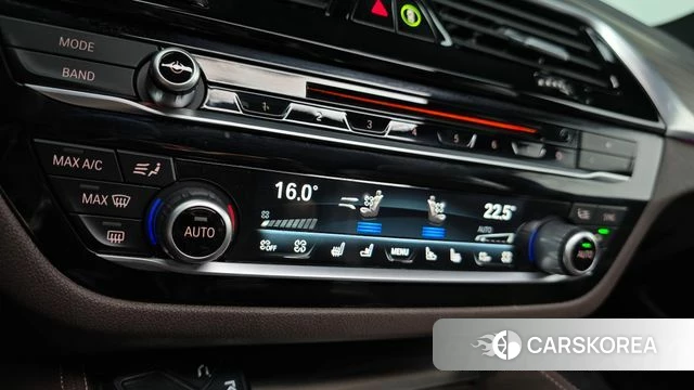 BMW 5 Series (G30) id 4372076 из Кореи 21