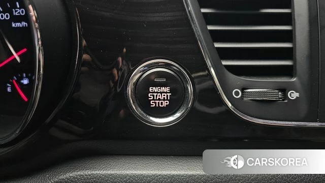 Kia The New Carnival id 4225778 из Кореи 21