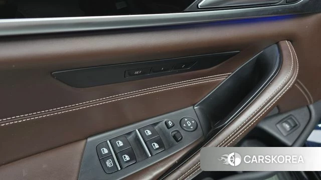 BMW 5 Series (G30) id 4620514 из Кореи 21