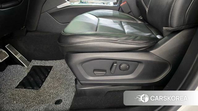 Ford Explorer 6th Generation id 4370372 из Кореи 21