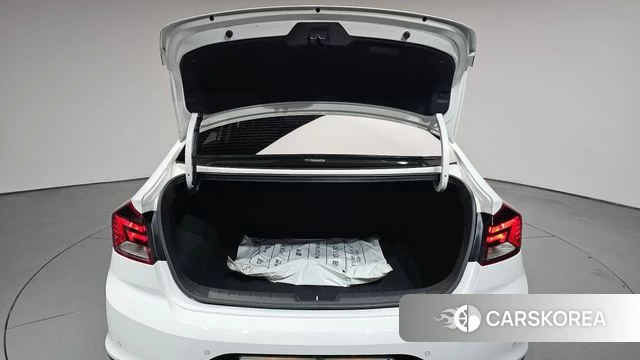 Hyundai The New Avante AD id 4356669 из Кореи 21