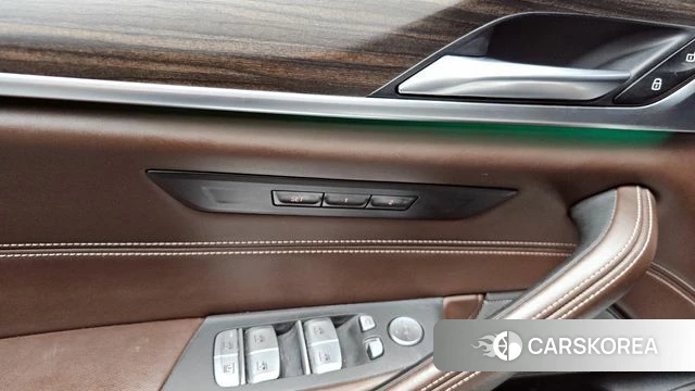 BMW 5 Series (G30) id 4284439 из Кореи 21