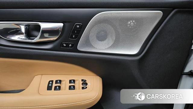Volvo V60 Cross-Country 2nd Generation id 4370796 из Кореи 21
