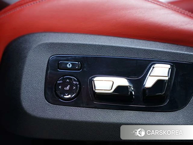 BMW X5 M id 4239124 из Китая 21