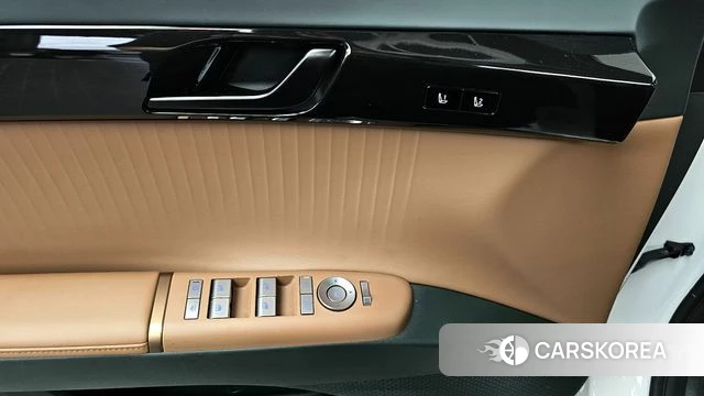 Hyundai Grandeur Hybrid (GN7) id 4408615 из Кореи 21