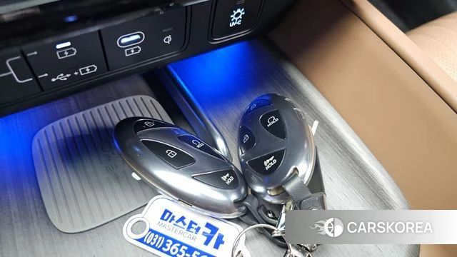 Hyundai Grandeur Hybrid (GN7) id 4700435 из Кореи 21