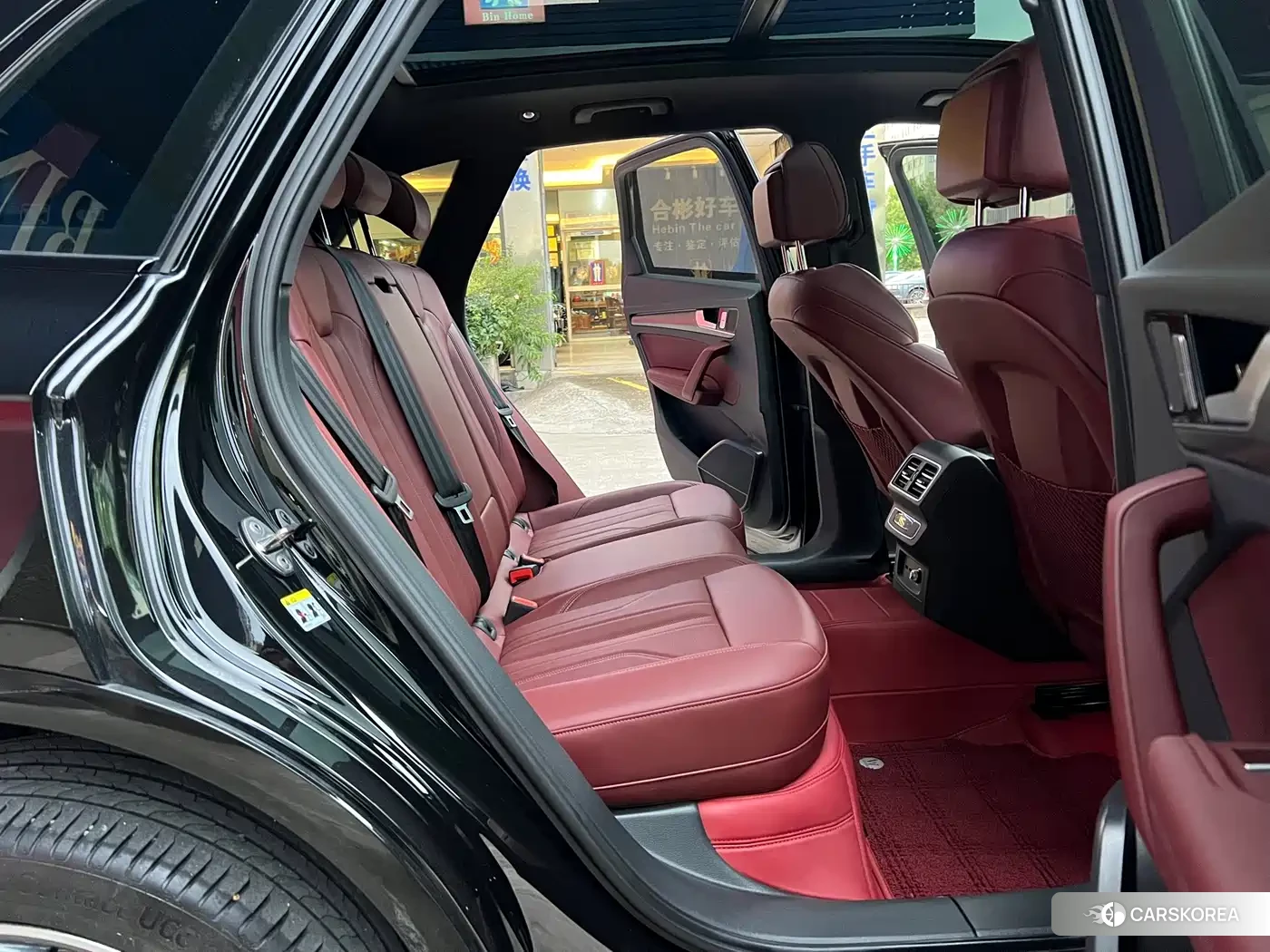 Audi Q5L id 4653912 из Китая 21