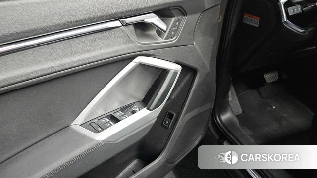 Audi Q3 (F3) id 4573521 из Кореи 21