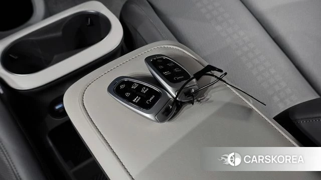 Hyundai Ionic 5 id 4528878 из Кореи 21