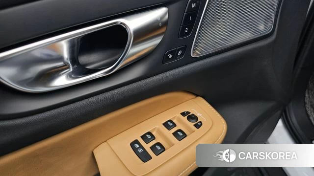 Volvo V60 Cross-Country 2nd Generation id 4565948 из Кореи 21