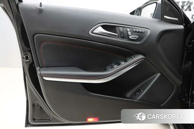 Mercedes-Benz GLA AMG id 4219645 из Китая 21