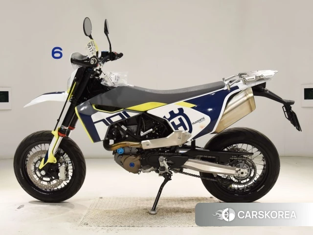 Husqvarna 701 SUPERMOTO id 4184210 из Японии 21