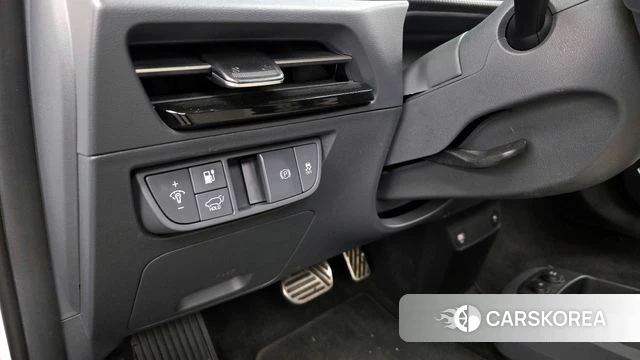 Kia EV6 id 4355221 из Кореи 21