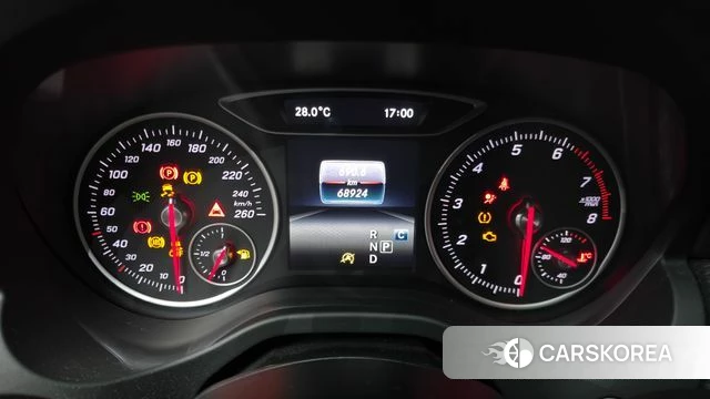 Mercedes-Benz A-Class W176 id 4722569 из Кореи 21