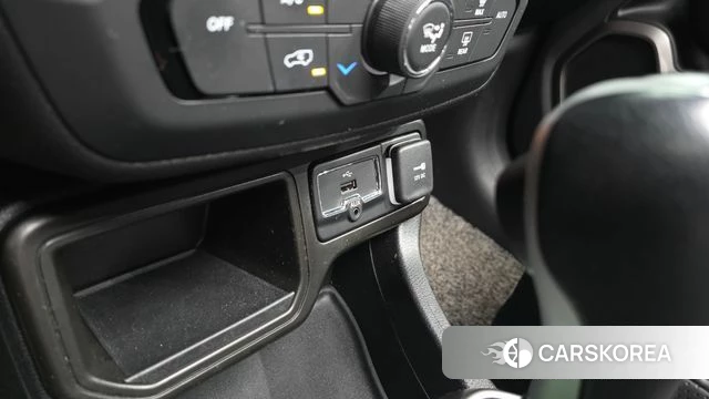 Jeep Renegade id 4609491 из Кореи 21