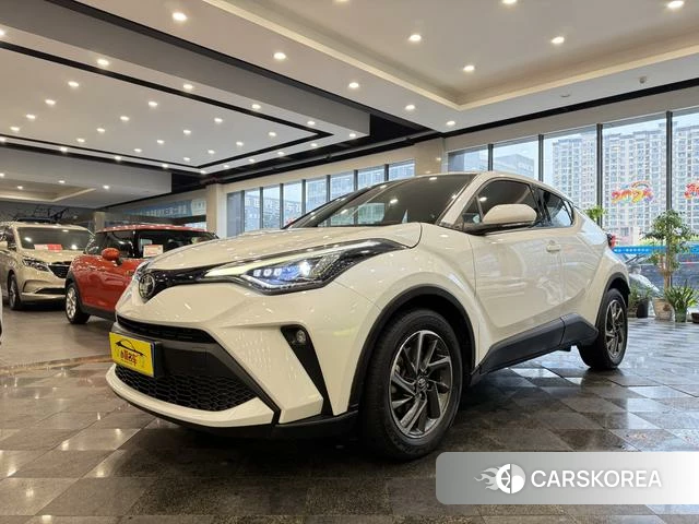 Toyota C-HR id 4209211 из Китая 21