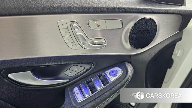 Mercedes-Benz C-Class W205 id 4202767 из Кореи 21