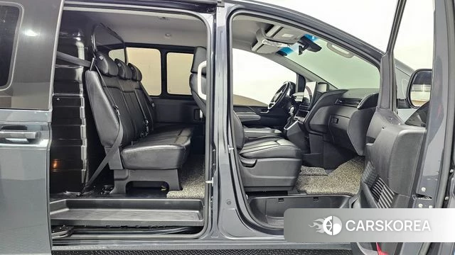 Hyundai Staria id 4550634 из Кореи 21
