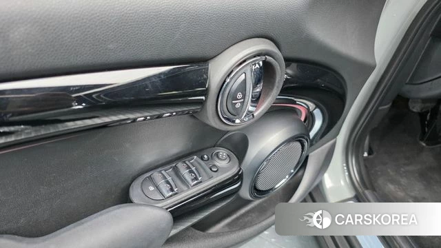 Mini Cooper id 4488905 из Кореи 21