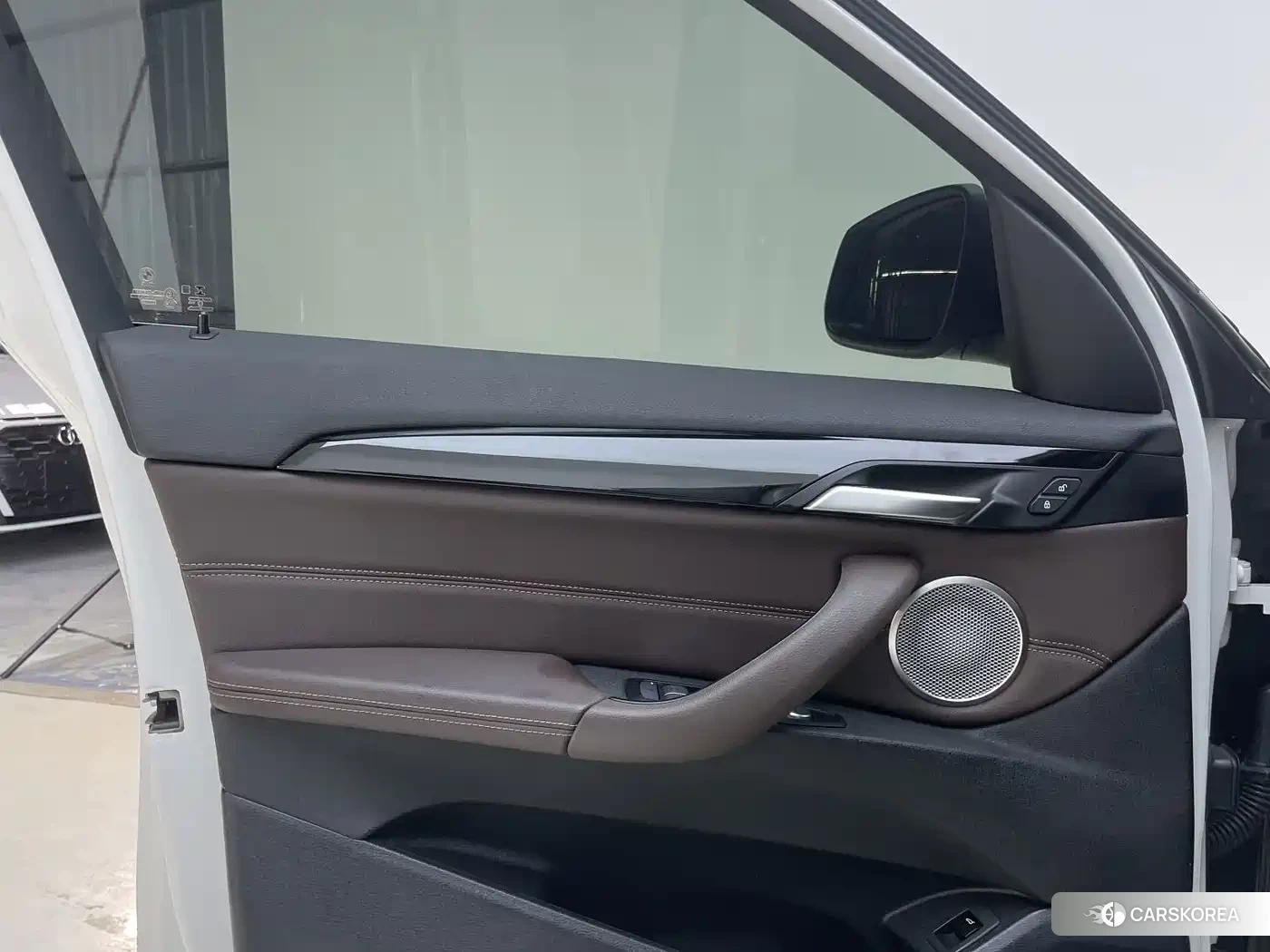 BMW X1 id 4659699 из Китая 21