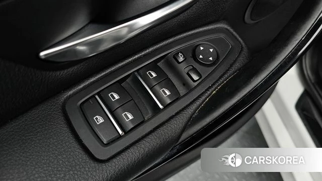 BMW 3 Series (F30) id 4677768 из Кореи 21