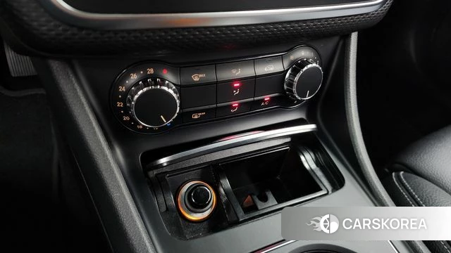 Mercedes-Benz A-Class W176 id 4417413 из Кореи 21
