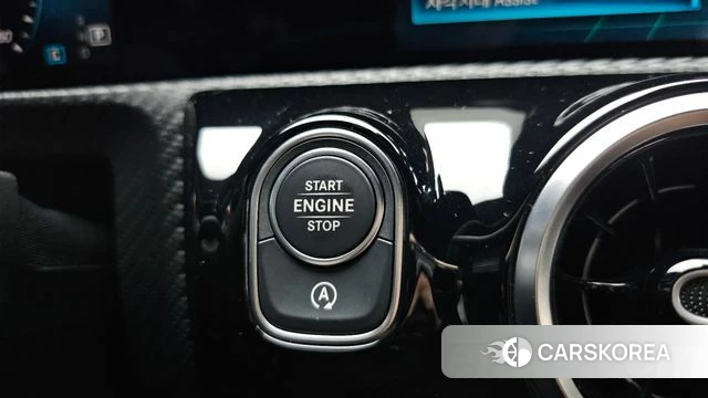 Mercedes-Benz A-Class W177 id 4424444 из Кореи 21