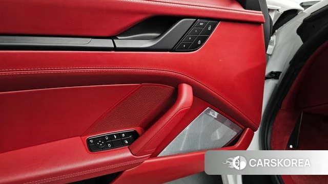 Porsche 911(992) id 4533292 из Кореи 21