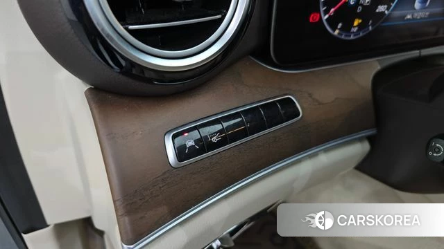 Mercedes-Benz E-Class W213 id 4225812 из Кореи 21