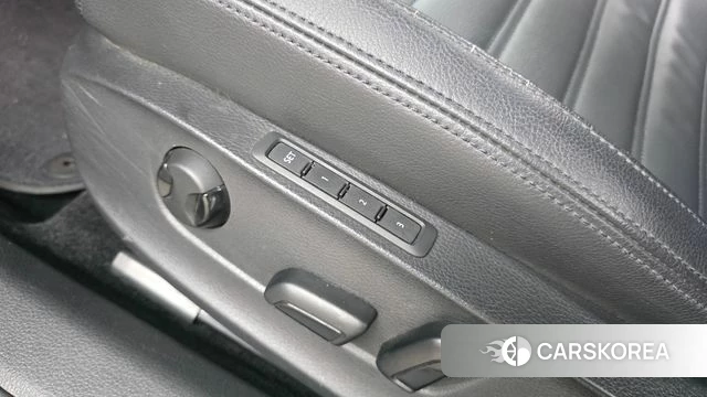Volkswagen The New Passat id 4638083 из Кореи 21