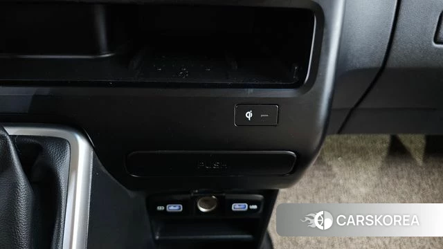 Hyundai Staria id 4280983 из Кореи 21