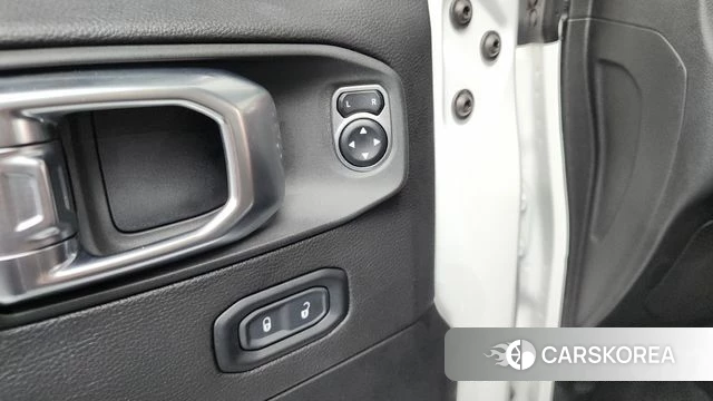 Jeep Wrangler (JL) id 4362675 из Кореи 21