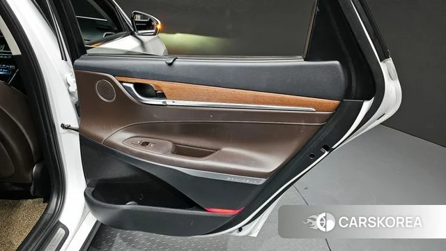 Hyundai Grandeur IG Hybrid id 4397535 из Кореи 21