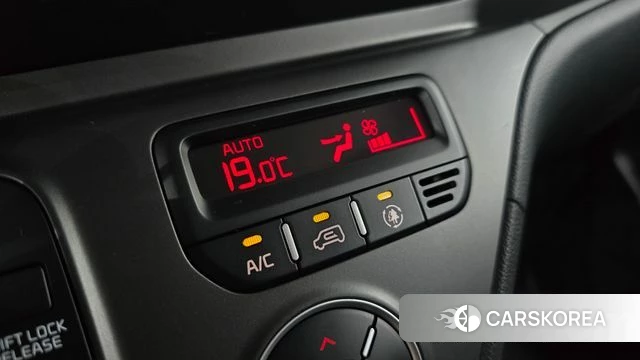 Kia The New Kia Ray id 4749422 из Кореи 21