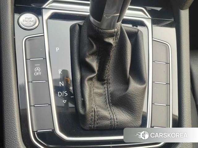 Volkswagen Magotan id 4235443 из Китая 21
