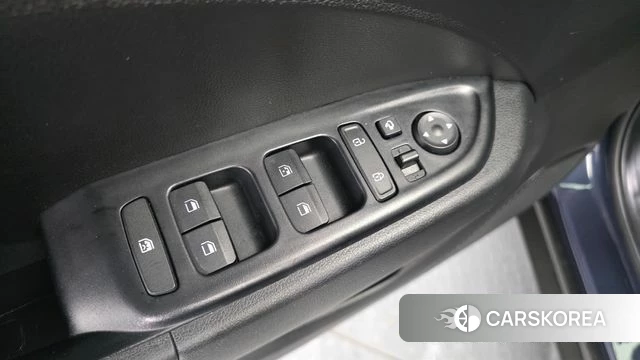 Hyundai Venue id 4416813 из Кореи 22