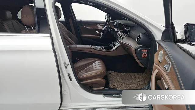 Mercedes-Benz E-Class W213 id 4835212 из Кореи 22
