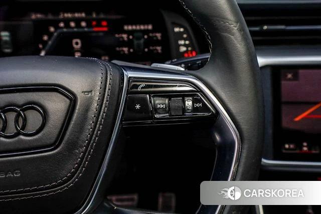 Audi A7L id 4256961 из Китая 22