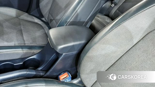 Hyundai Venue id 4304435 из Кореи 22