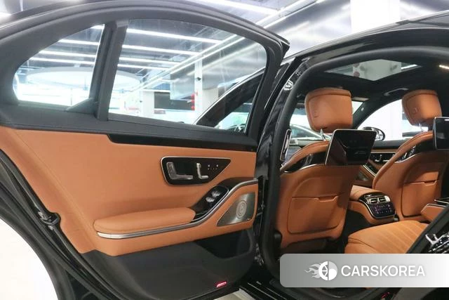 Mercedes-Benz S-class id 4334710 из Китая 22
