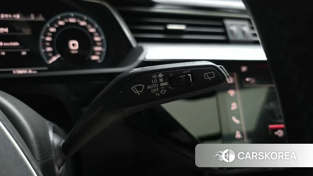 Audi e-Tron id 4625582 из Кореи 22