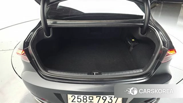 Hyundai The New Grandeur IG Hybrid id 4604701 из Кореи 22