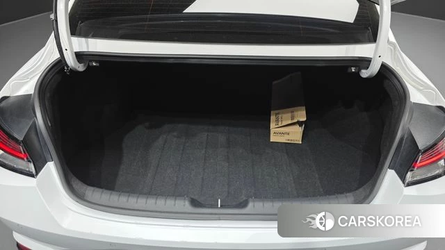 Hyundai Avante Hybrid (CN7) id 4202715 из Кореи 22