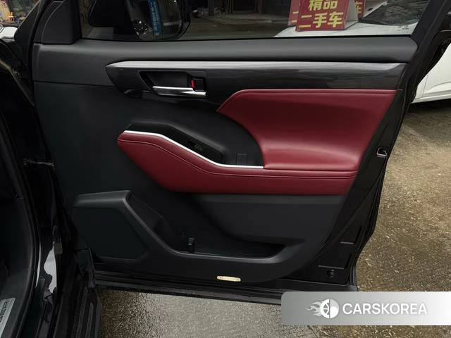 Toyota Crown Lufang id 4220850 из Китая 22